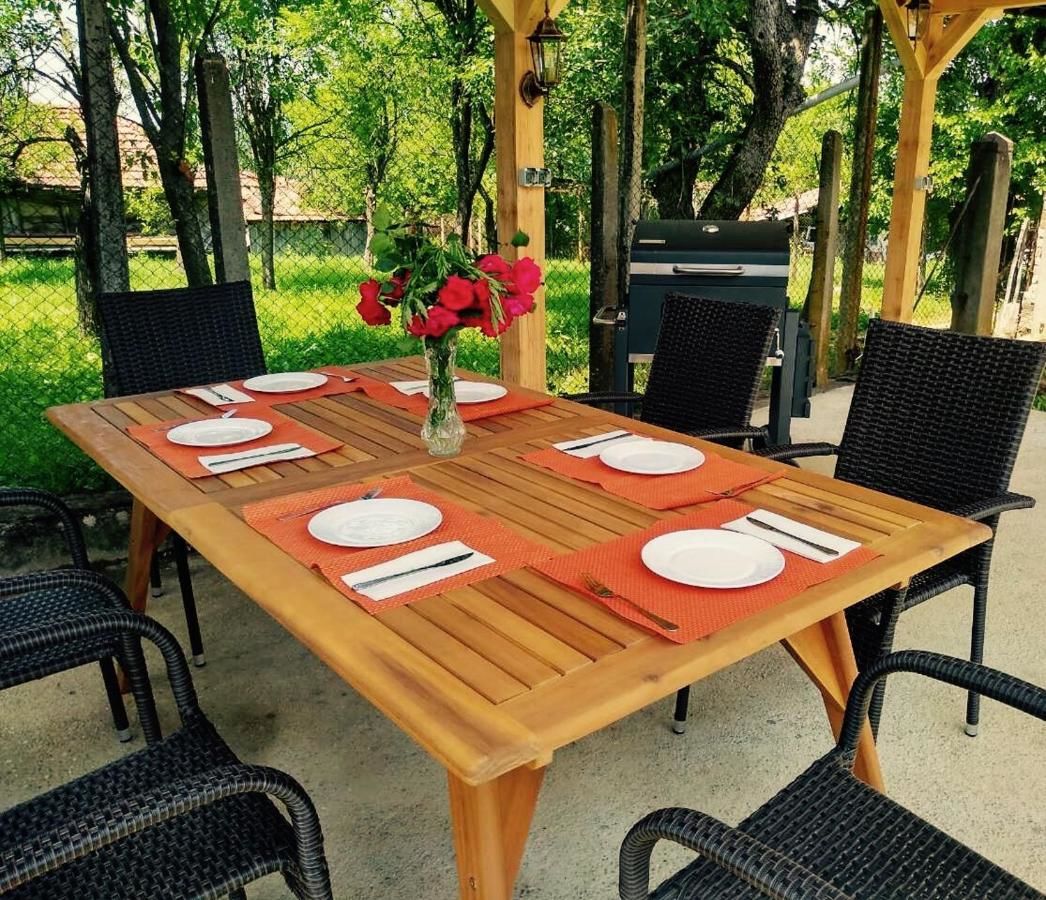 Дома для отпуска Guest House Stoyanovata Kashta - Стояновата къща Елена-13